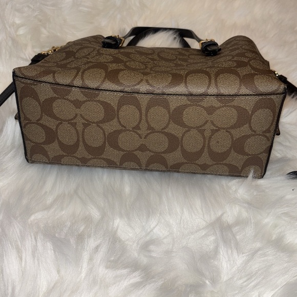 Coach Mollie 25 Tote - Picture 6 of 13